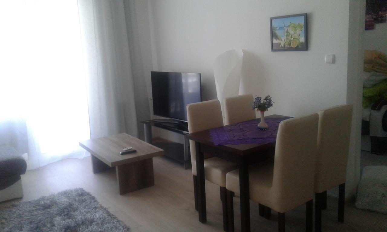 Feniks Lux 2+2 Apartment Kolobrzeg Luaran gambar